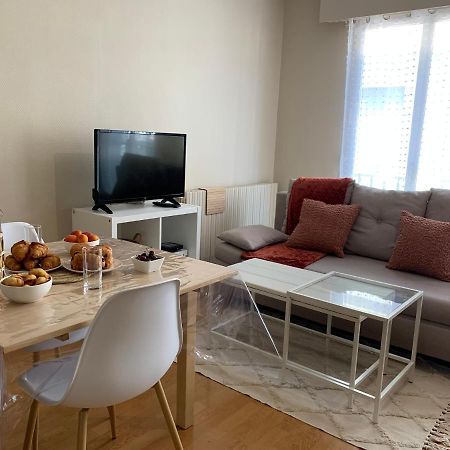 Joli Appartement En Plein Centre Libourne Exteriér fotografie